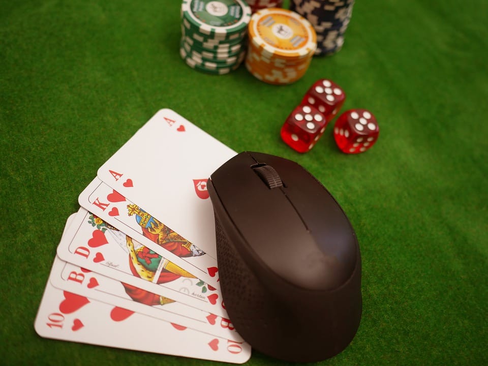 Poker online – najobľúbenejšia kartová hra