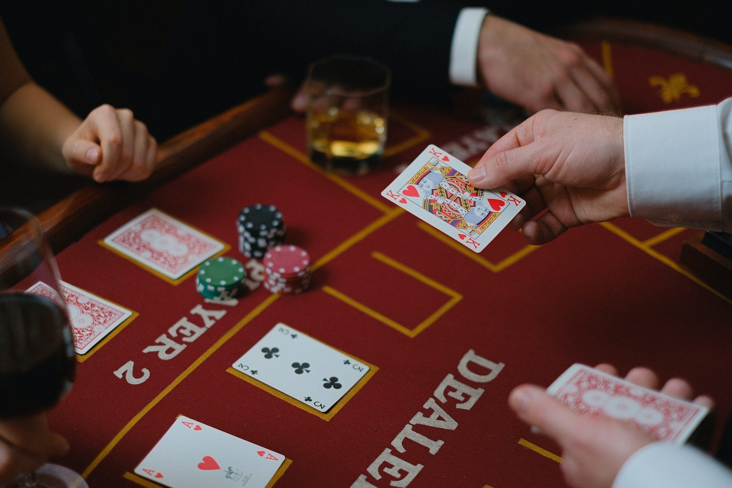 6 hrozných vecí o hraní v kamennom kasíne (1.)