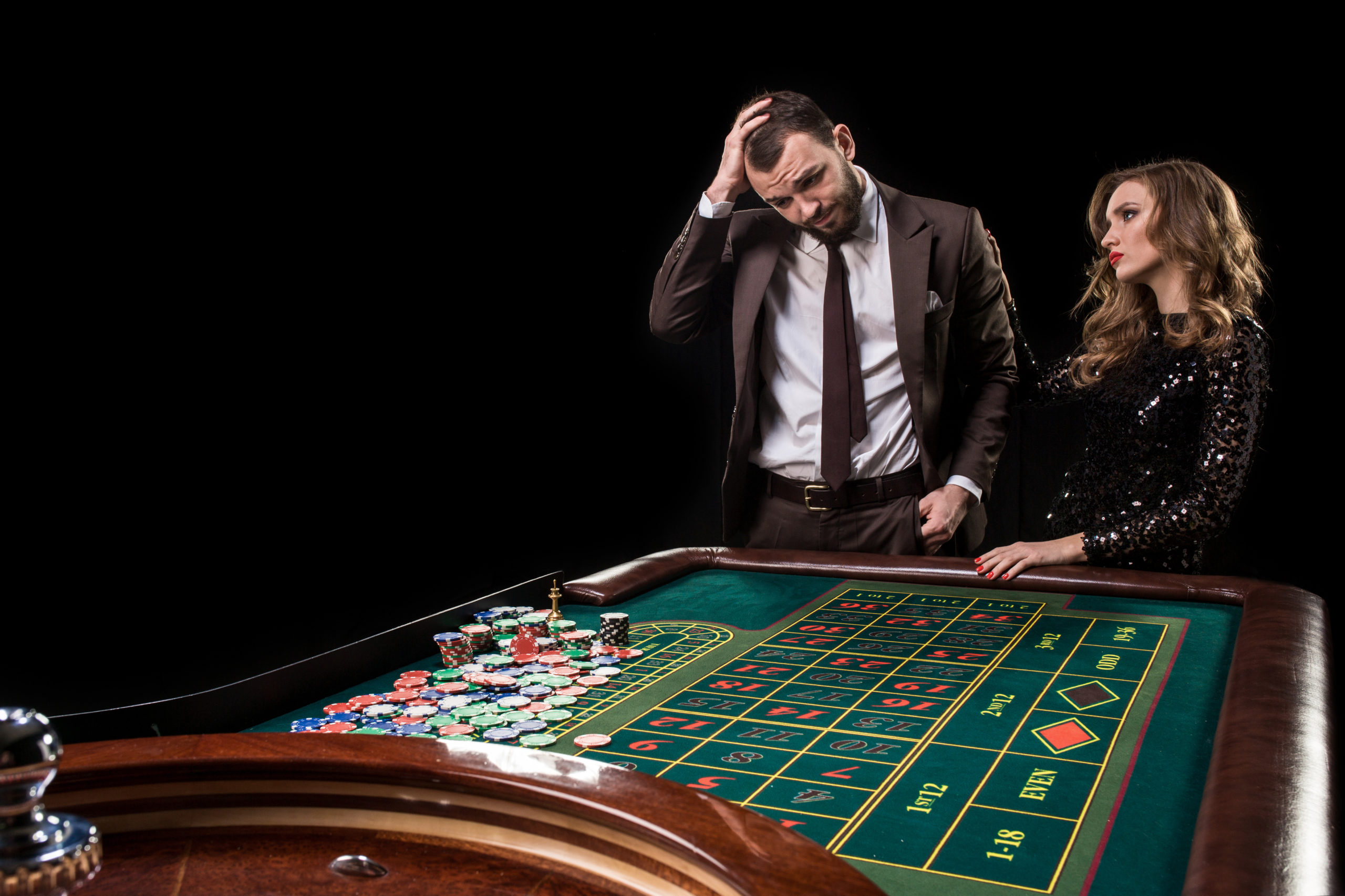 8 vecí, ktoré každý dealer v kasíne neznáša (2.)