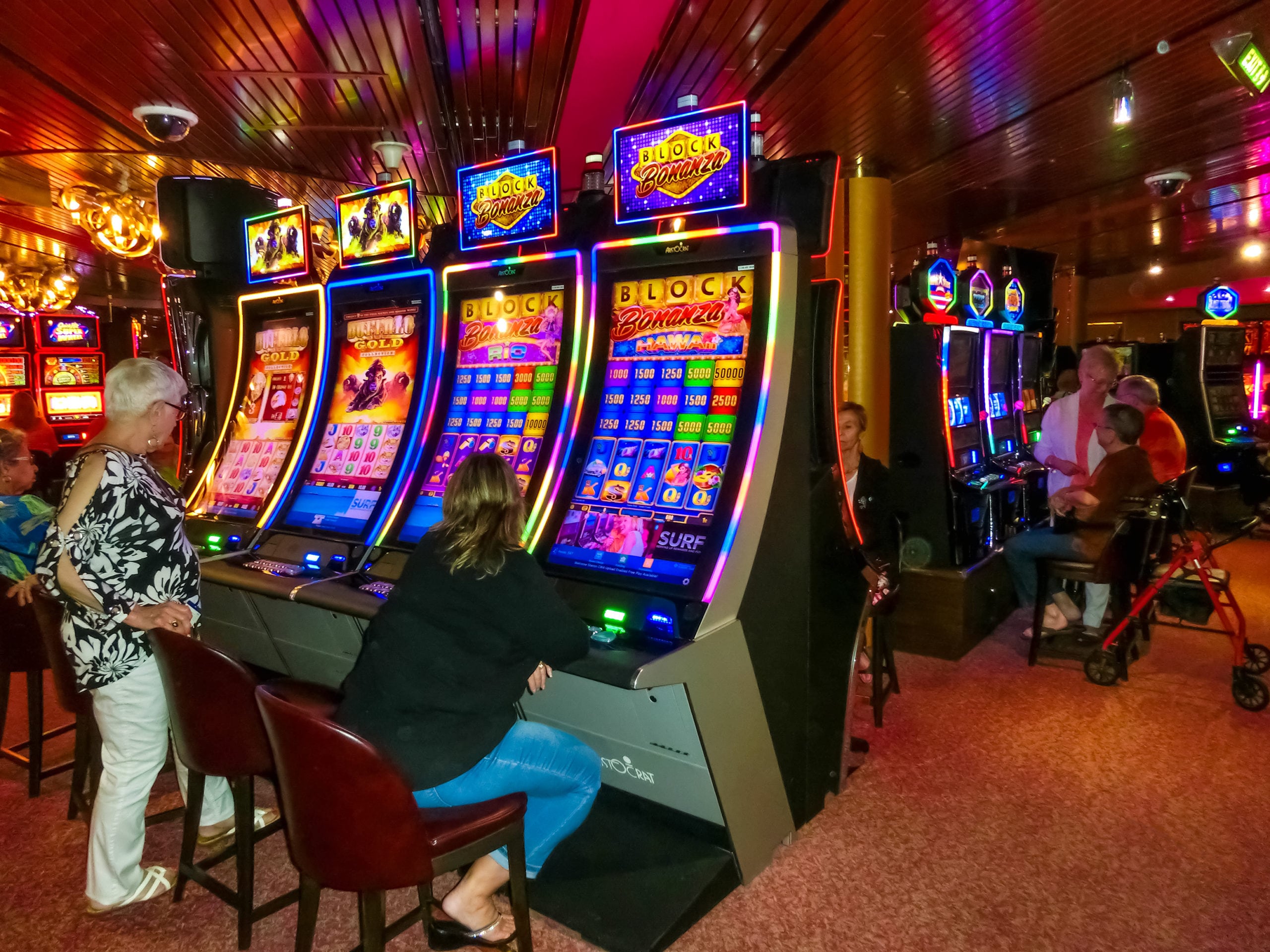 Výherné automaty a 6 typov jackpotov: Poznáte všetky?