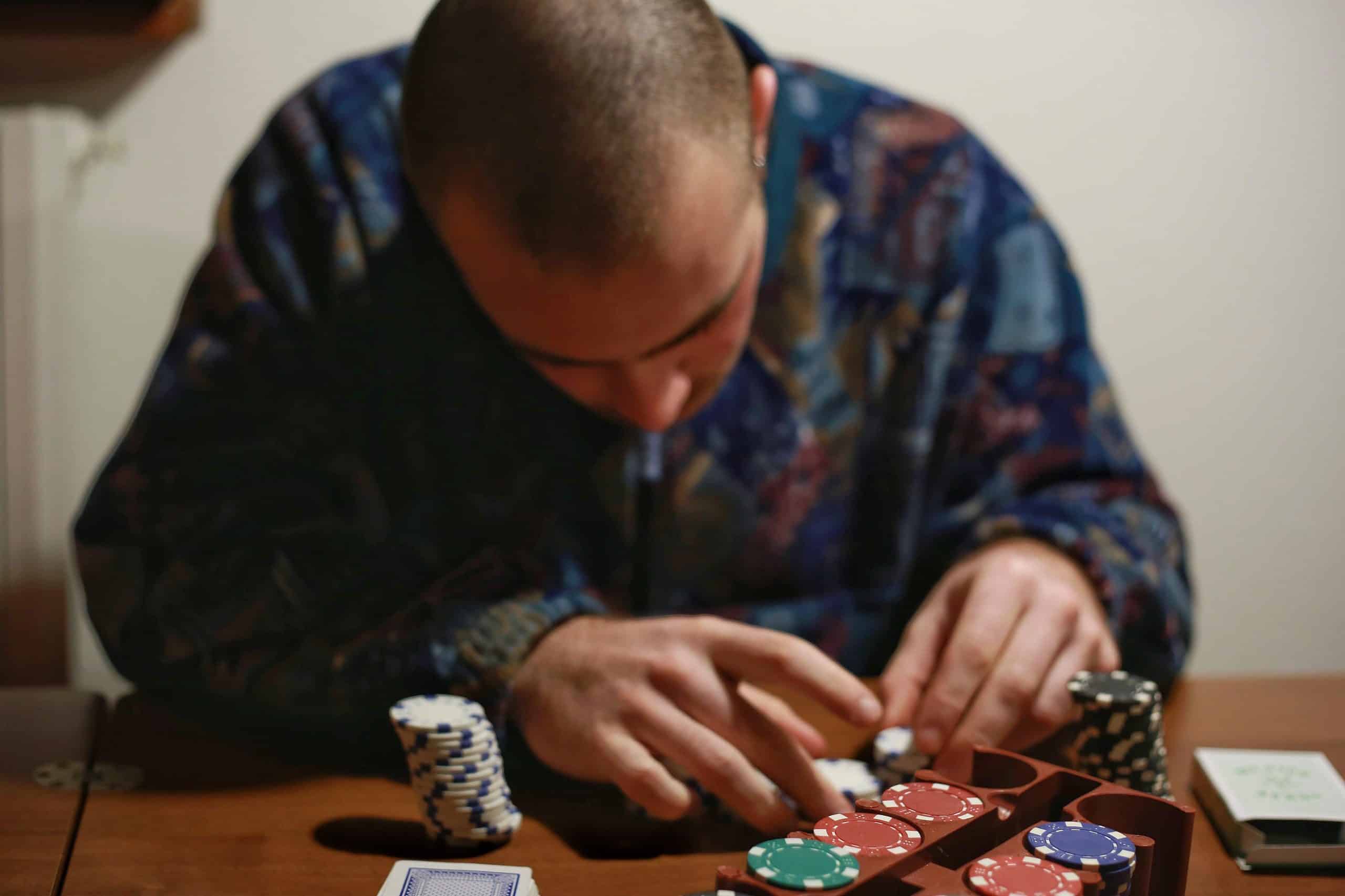 Ako sa vyhnúť hazardnej závislosti bez toho, aby ste prestali hrať